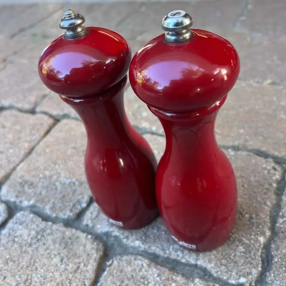 Vic Firth Gourmet Red Wooden Salt and Pepper Grinder Mill Set